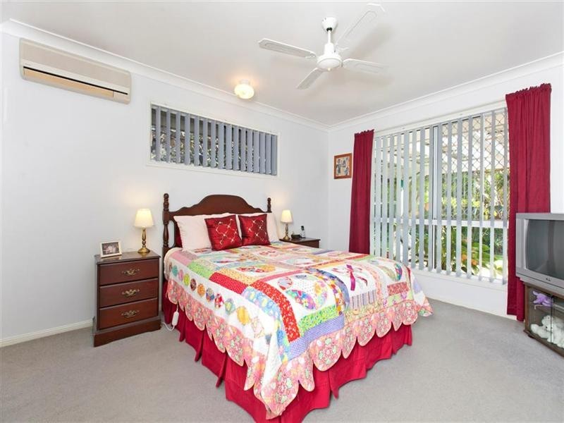 5 Bauhinia Street, Birkdale QLD 4159