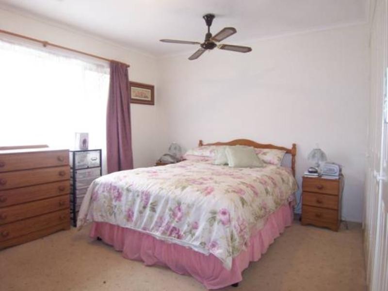 56 Dennis Road, Springwood QLD 4127