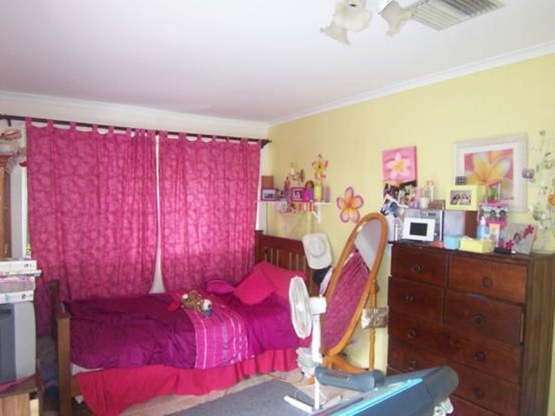 56 Dennis Road, Springwood QLD 4127