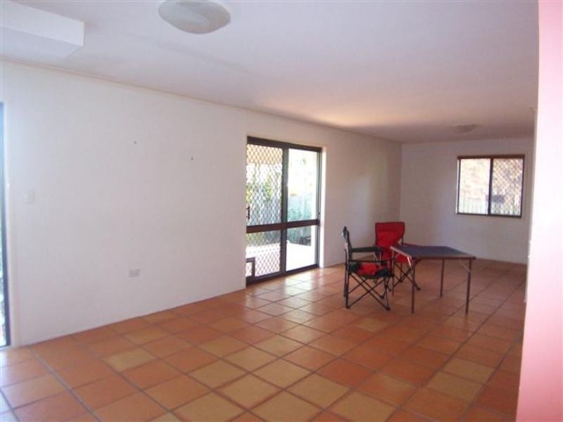 64 Coleman Crescent, Springwood QLD 4127