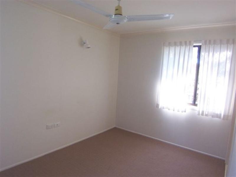 64 Coleman Crescent, Springwood QLD 4127