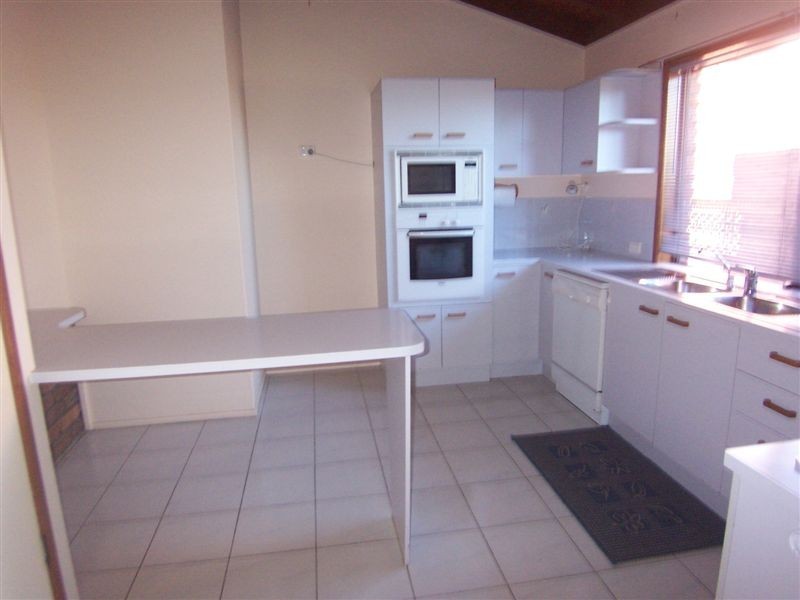 10 Ravenna Street, Springwood QLD 4127