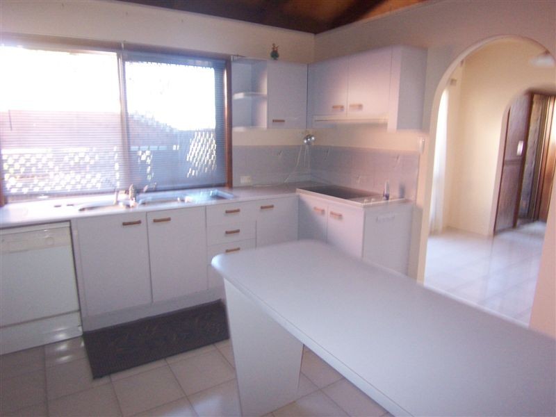 10 Ravenna Street, Springwood QLD 4127