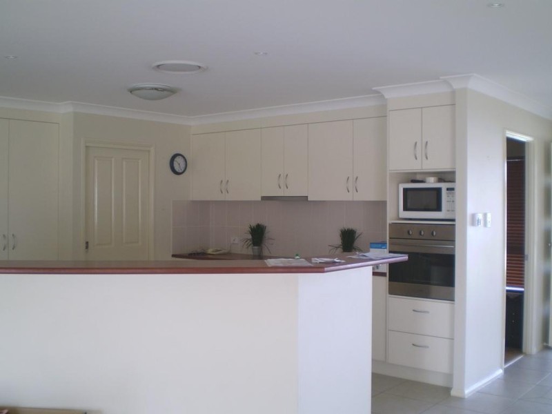 51 Carribea Street, Eight Mile Plains QLD 4113