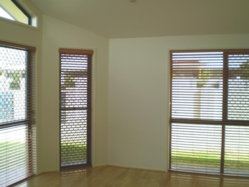 51 Carribea Street, Eight Mile Plains QLD 4113