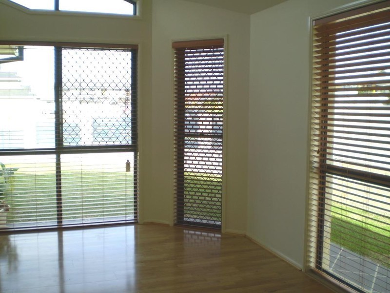 51 Carribea Street, Eight Mile Plains QLD 4113