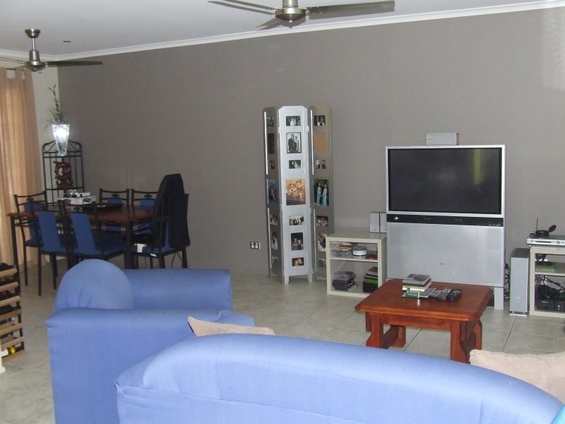 68 Brentwood Drive, Daisy Hill QLD 4127