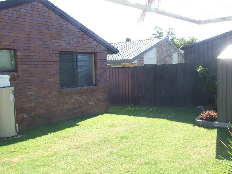 68 Brentwood Drive, Daisy Hill QLD 4127