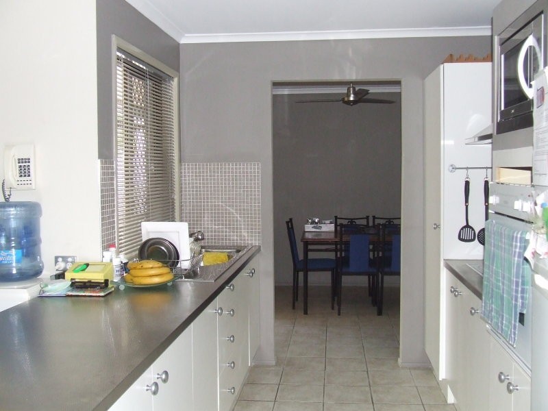 68 Brentwood Drive, Daisy Hill QLD 4127