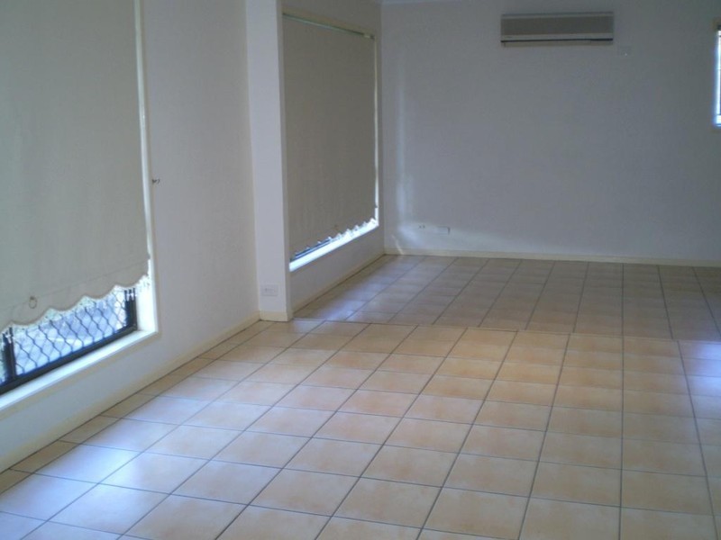 105 Chatswood Road, Daisy Hill QLD 4127