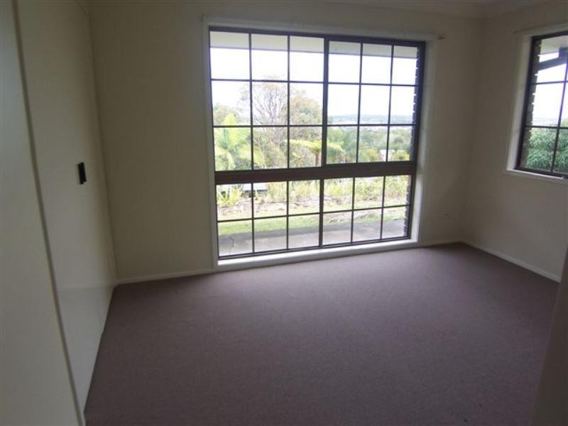 7 Elwyn Court, Springwood QLD 4127