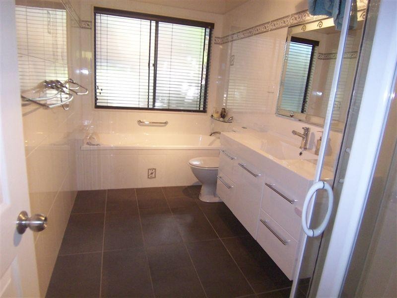 12 Bergion Street, Rochedale South QLD 4123