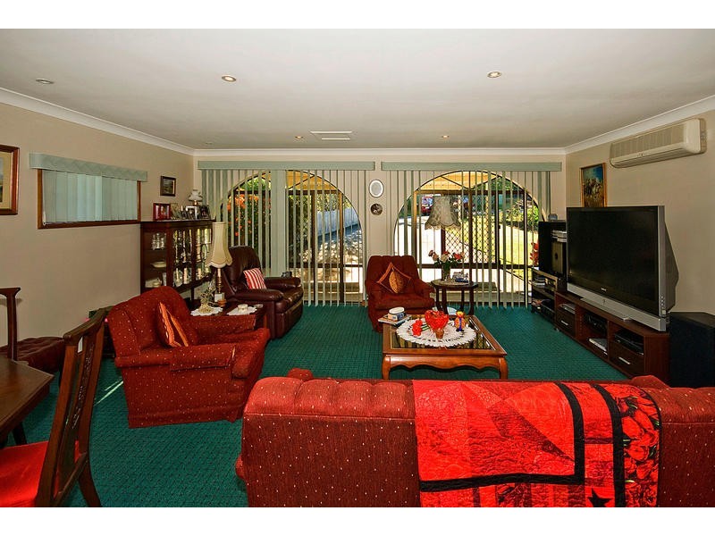 3 Jemalong Court, Springwood QLD 4127