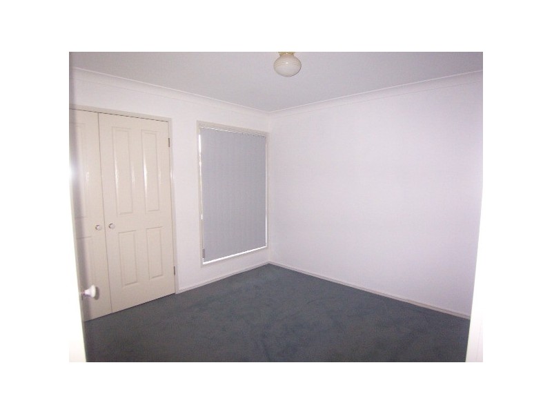 4 Kleber Place, Meadowbrook QLD 4131