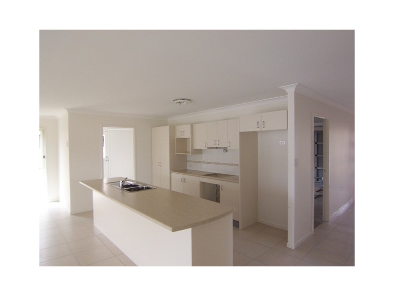 37 Gomana Street, Slacks Creek QLD 4127