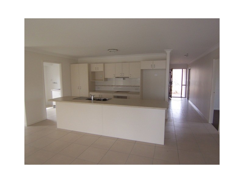 37 Gomana Street, Slacks Creek QLD 4127