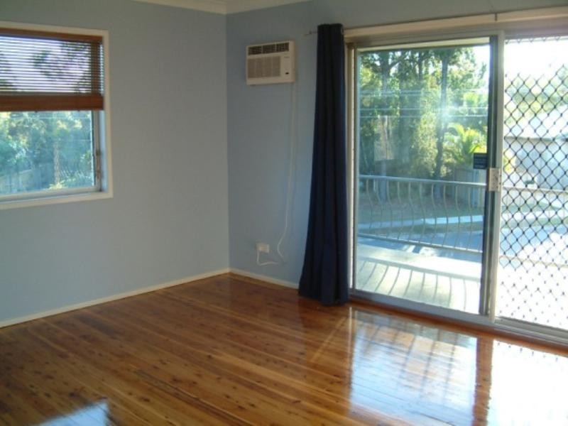 4 Oleander Street, Daisy Hill QLD 4127