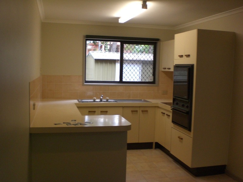 10/4 Amie Court, Springwood QLD 4127