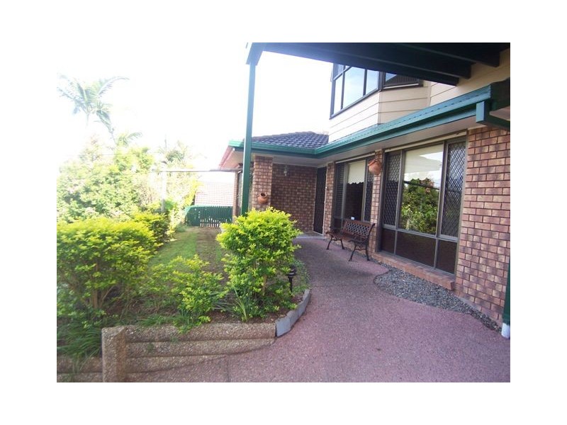 44 Deloraine Drive, Springwood QLD 4127