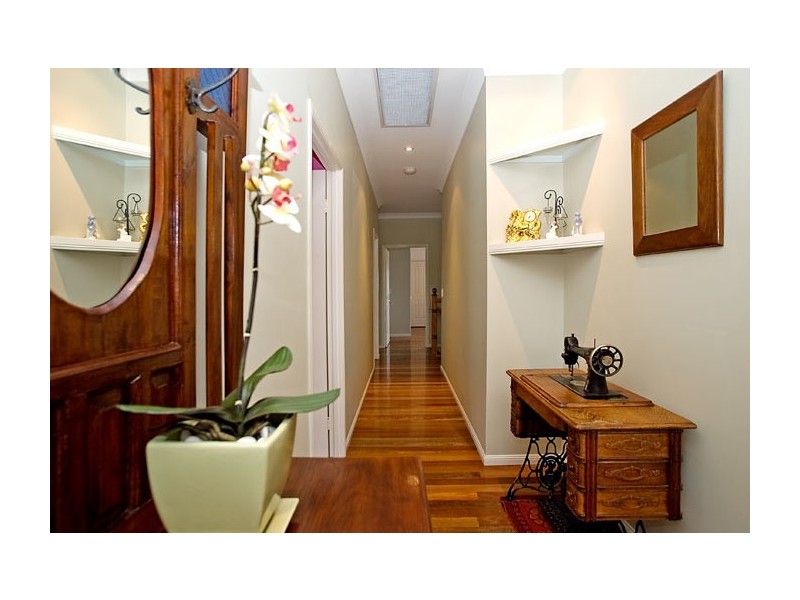 15 Sir Charles Holm Drive, Ormeau QLD 4208