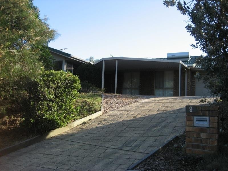 8 Casick Place, Edens Landing QLD 4207