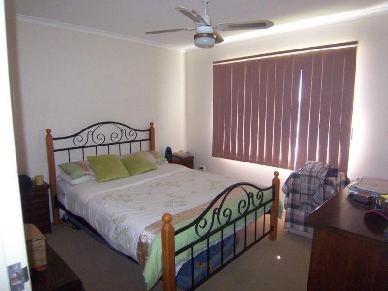 52 Van Dieman Crescent, Springwood QLD 4127