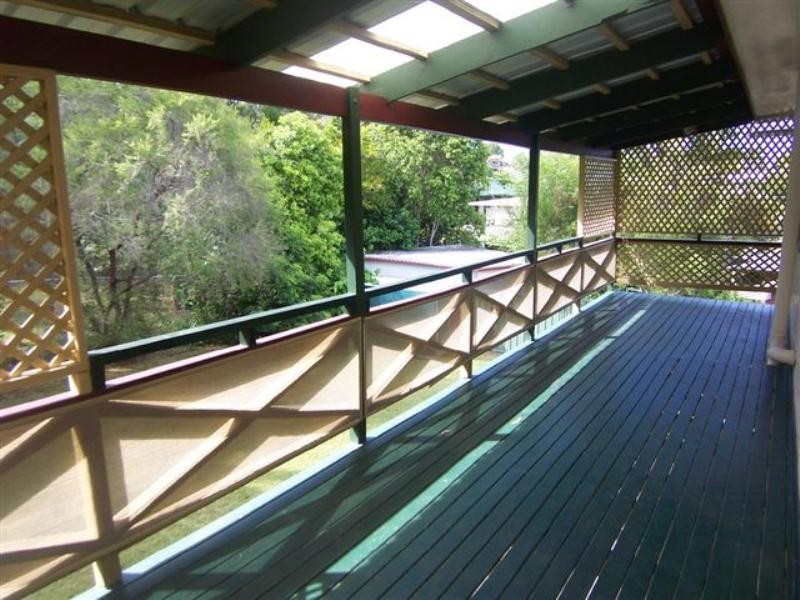 52 Van Dieman Crescent, Springwood QLD 4127