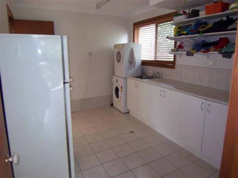 42 Trevallyan Drive, Daisy Hill QLD 4127