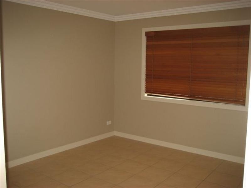 257 Springwood Road, Springwood QLD 4127