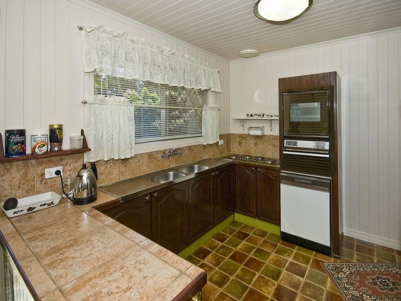 8 Jamie Grove, Springwood QLD 4127