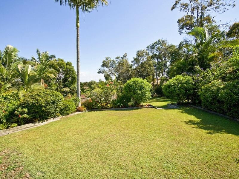 8 Jamie Grove, Springwood QLD 4127