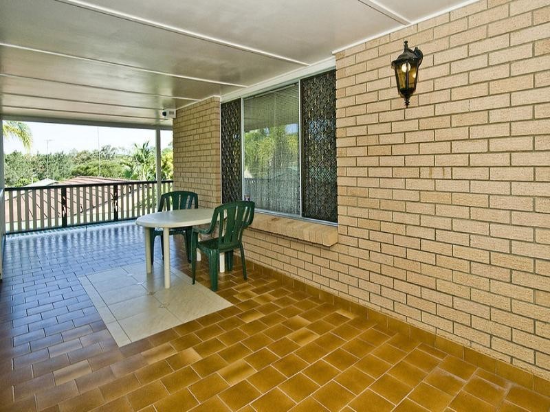 8 Jamie Grove, Springwood QLD 4127