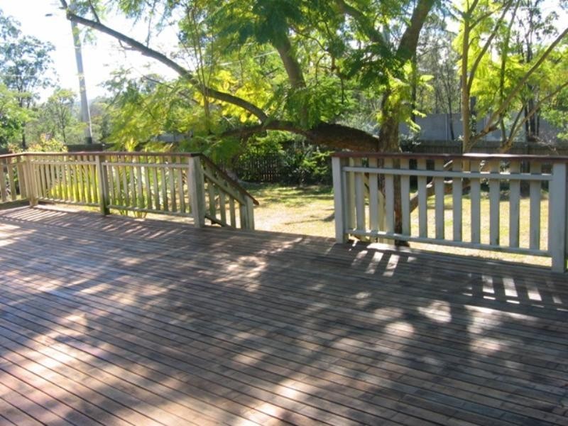 2 Nandala Street, Tanah Merah QLD 4128