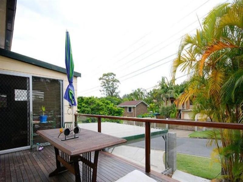 17 Eloise Avenue, Springwood QLD 4127