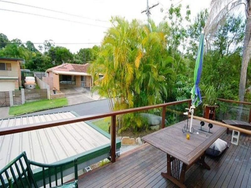 17 Eloise Avenue, Springwood QLD 4127