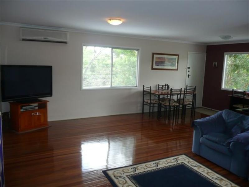 23 Lenore Crescent, Springwood QLD 4127