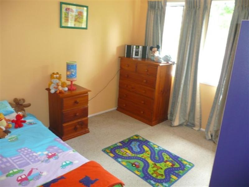 23 Lenore Crescent, Springwood QLD 4127