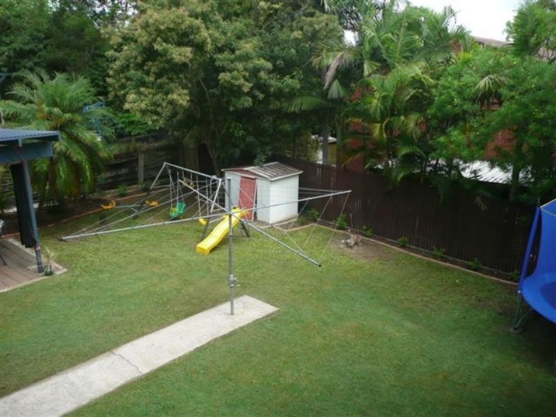 23 Lenore Crescent, Springwood QLD 4127