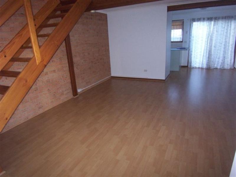 8/190 Ewing Road, Woodridge QLD 4114