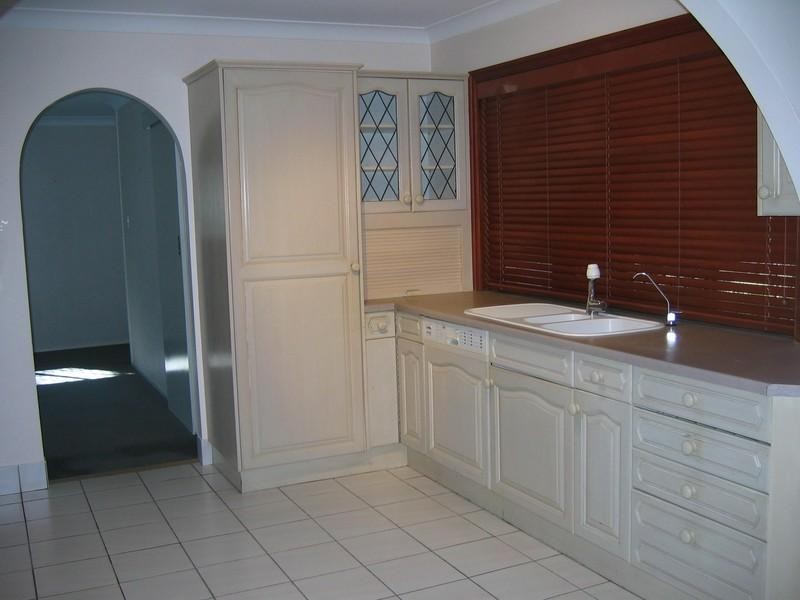 39 Clivia Crescent, Daisy Hill QLD 4127