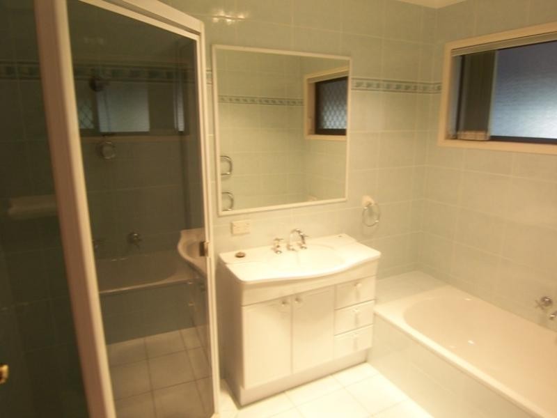 39 Clivia Crescent, Daisy Hill QLD 4127