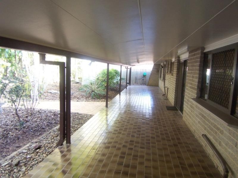 39 Clivia Crescent, Daisy Hill QLD 4127
