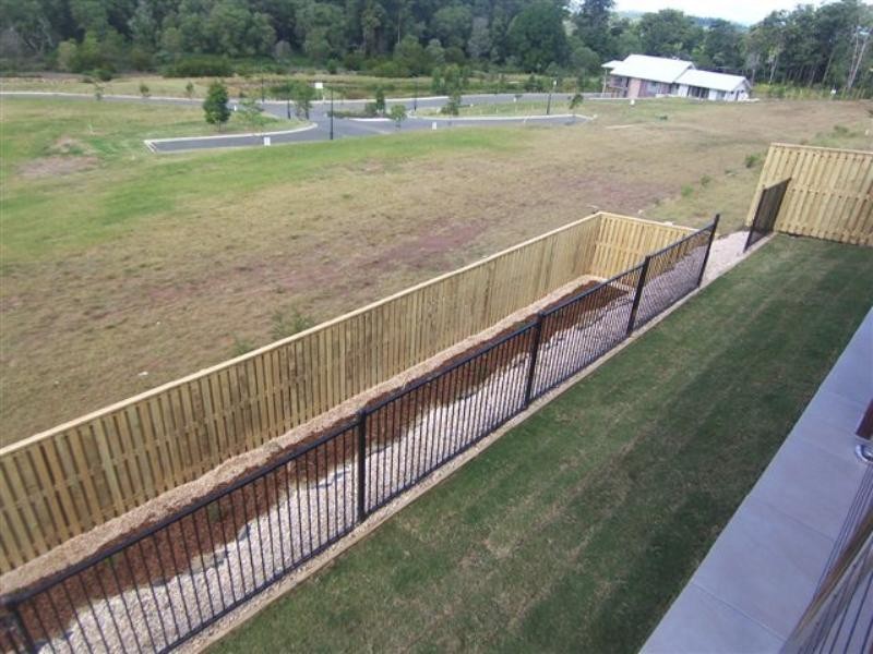 23 Charles Glen Way, Daisy Hill QLD 4127