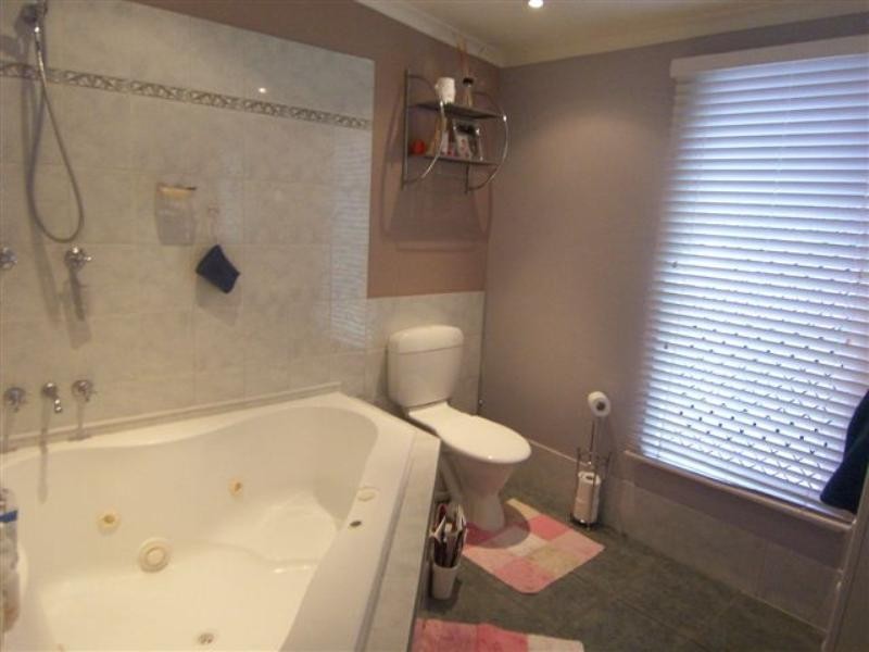 12 Cambus Street, Runcorn QLD 4113