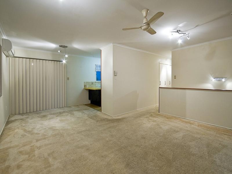 77 Dennis Road, Springwood QLD 4127