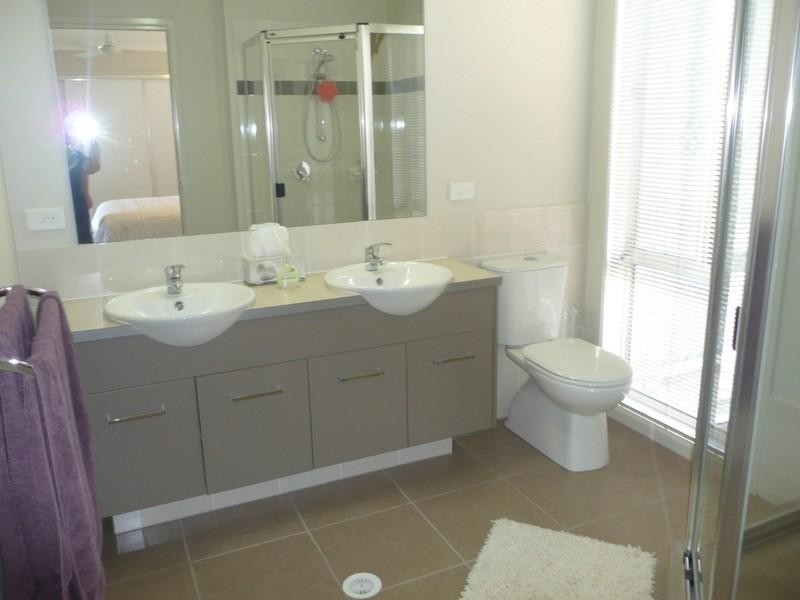 8 Drogheda Close, Underwood QLD 4119