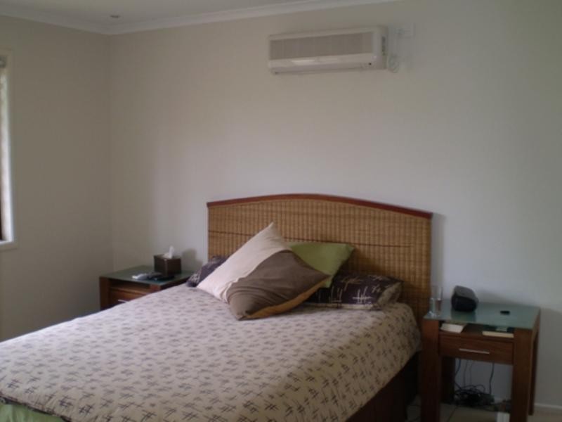 6 Osanna Street, Daisy Hill QLD 4127