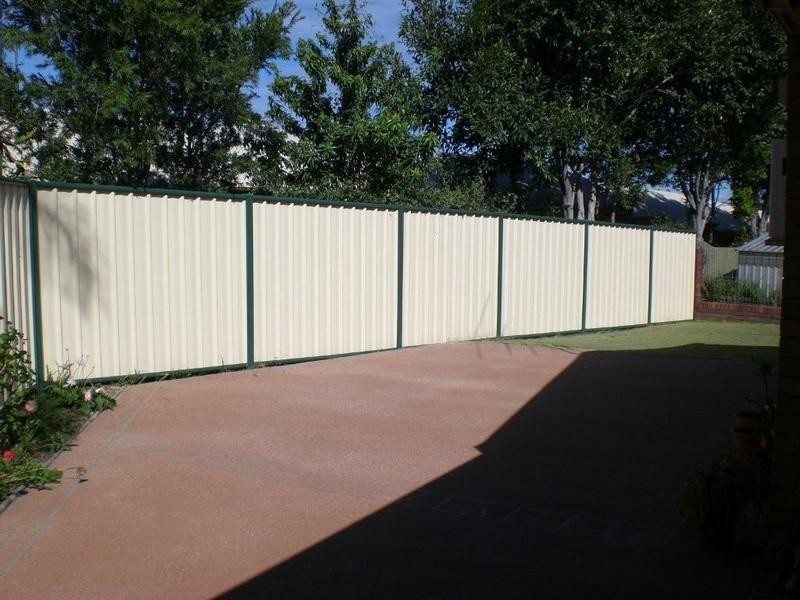 6 Jemalong Court, Springwood QLD 4127