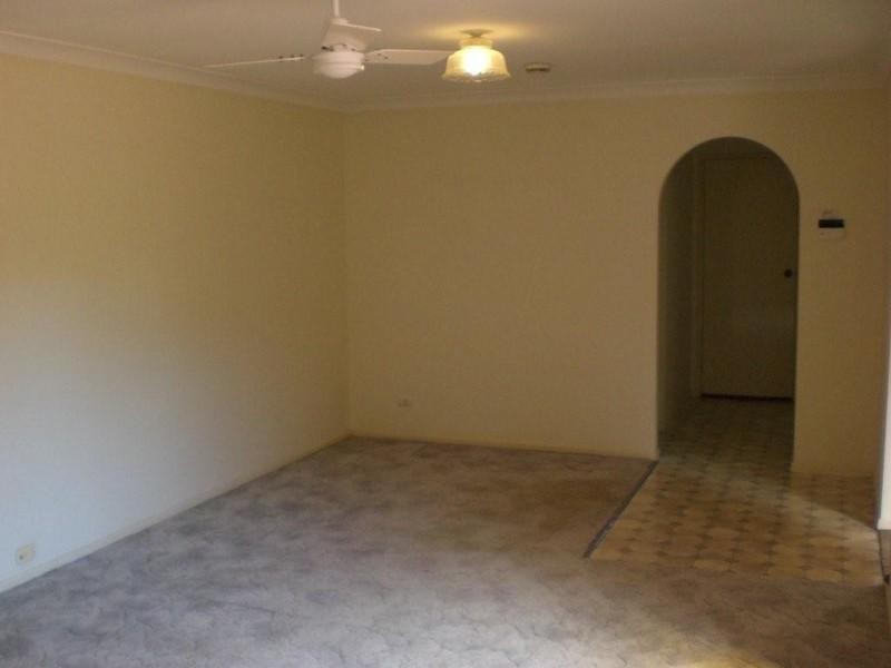 6 Jemalong Court, Springwood QLD 4127