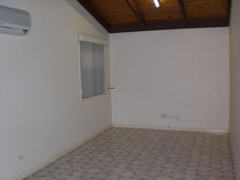 6 Jemalong Court, Springwood QLD 4127